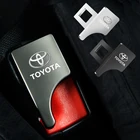 Автомобильный Зажим для ремня безопасности аксессуары из алюминиевого сплава Автомобильный Замок безопасности для Toyota Corolla Yaris Auris Rav4 Prius Prado