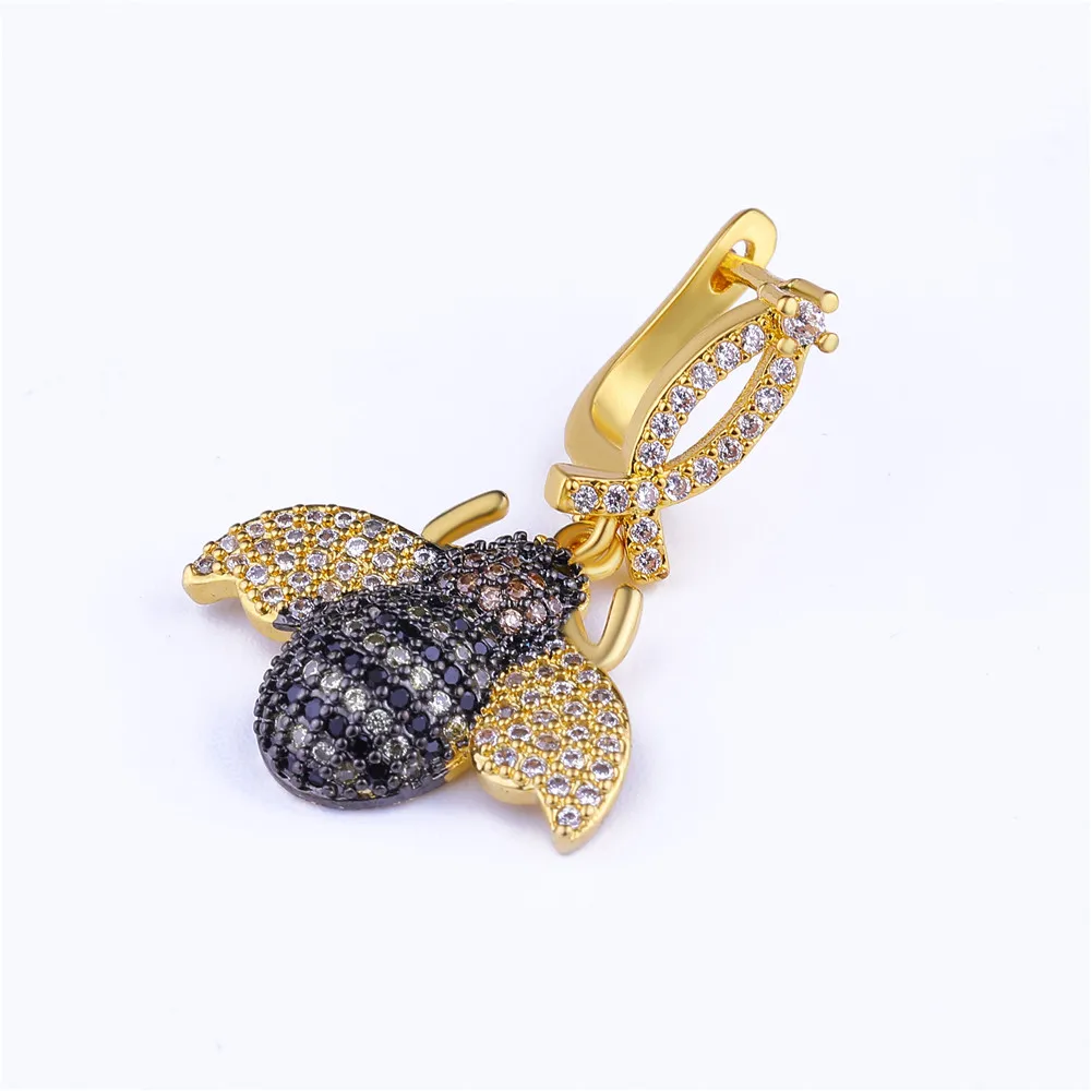 Трендовые Роскошные Кристальные пчела, жук, серьги для женщин, Micro Pave CZ, Модные Позолоченные циркониевые серьги в виде насекомых, ювелирные изделия