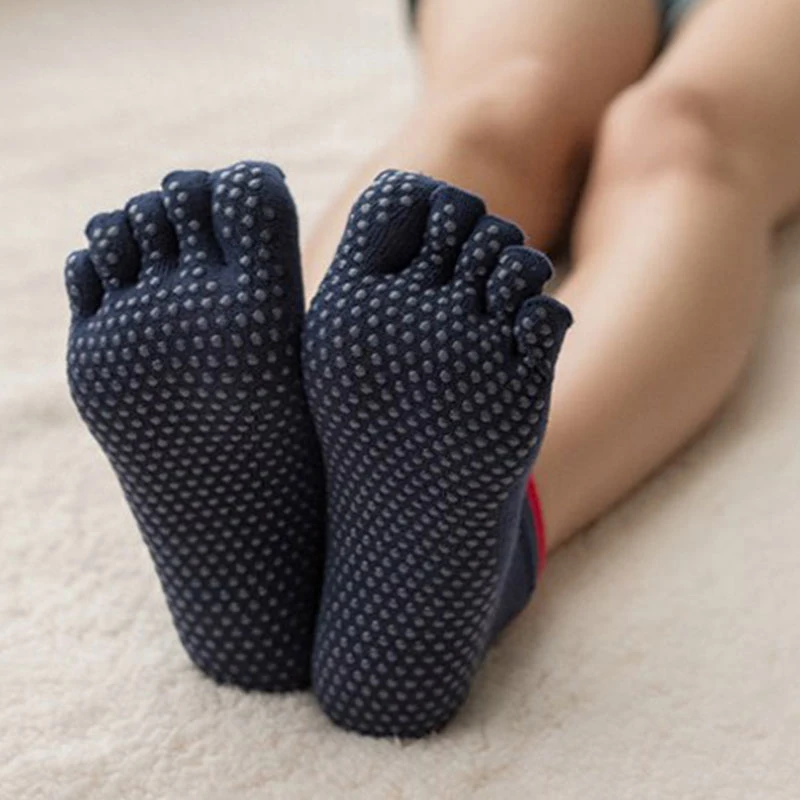 

Women Anti-slip Five Finger Socks Fitness Sport Fitness Five Toe Ankle Short Socks Female Solid Breathable Cotton Socks