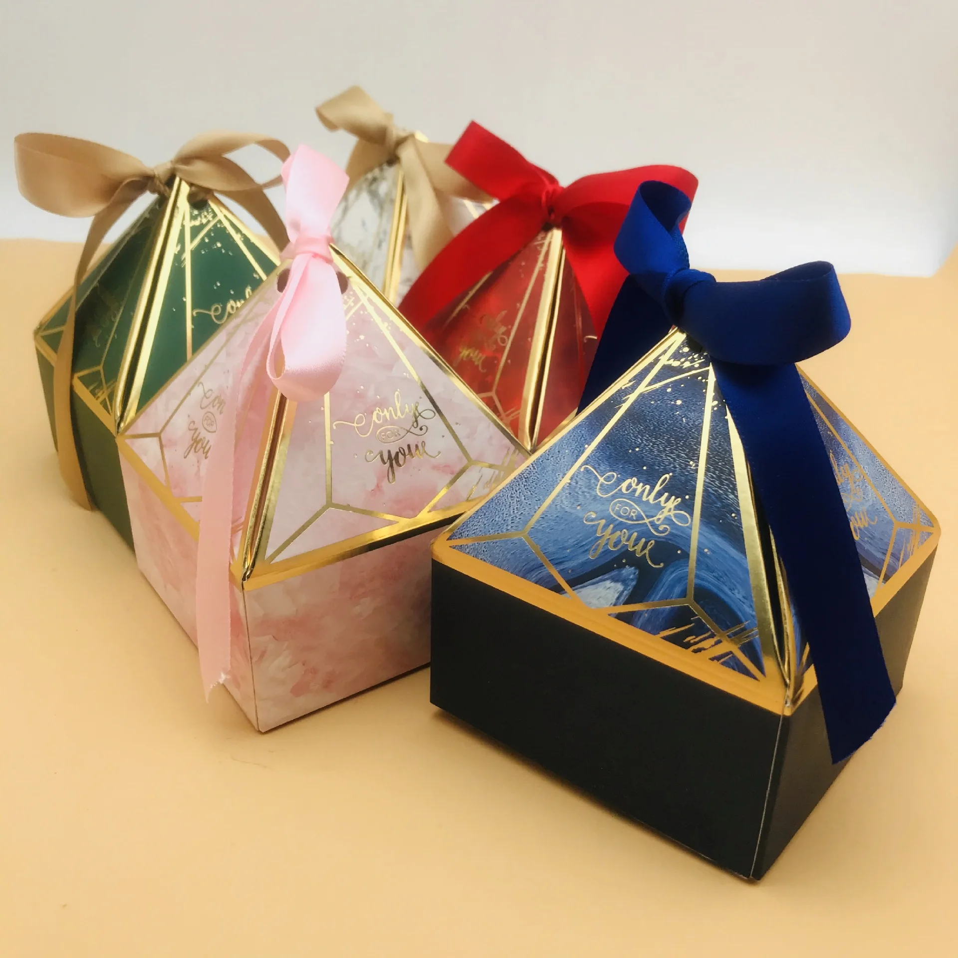

Gift Candy Box, Wedding Sweet Box for Guest Present Paper Box for Chocolate