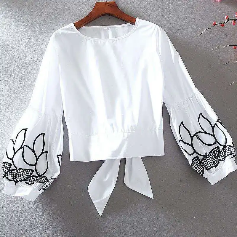 Однотонная блузка с вышивкой и длинным рукавом фонариком женские короткие