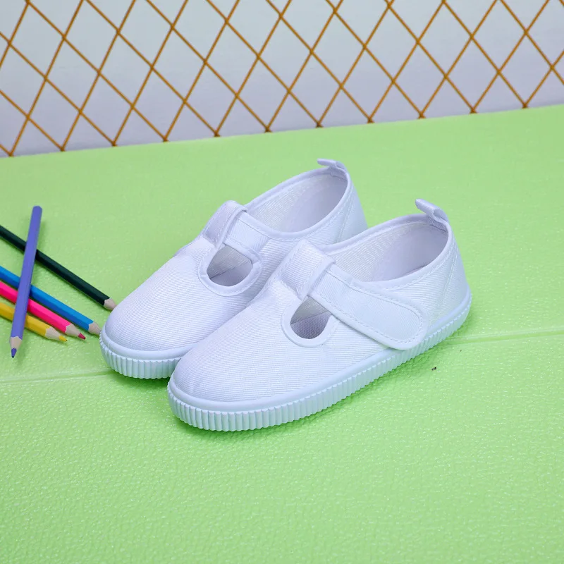 

Спортивная обувь из белого текстиля для студентов, обувь для гимнастики