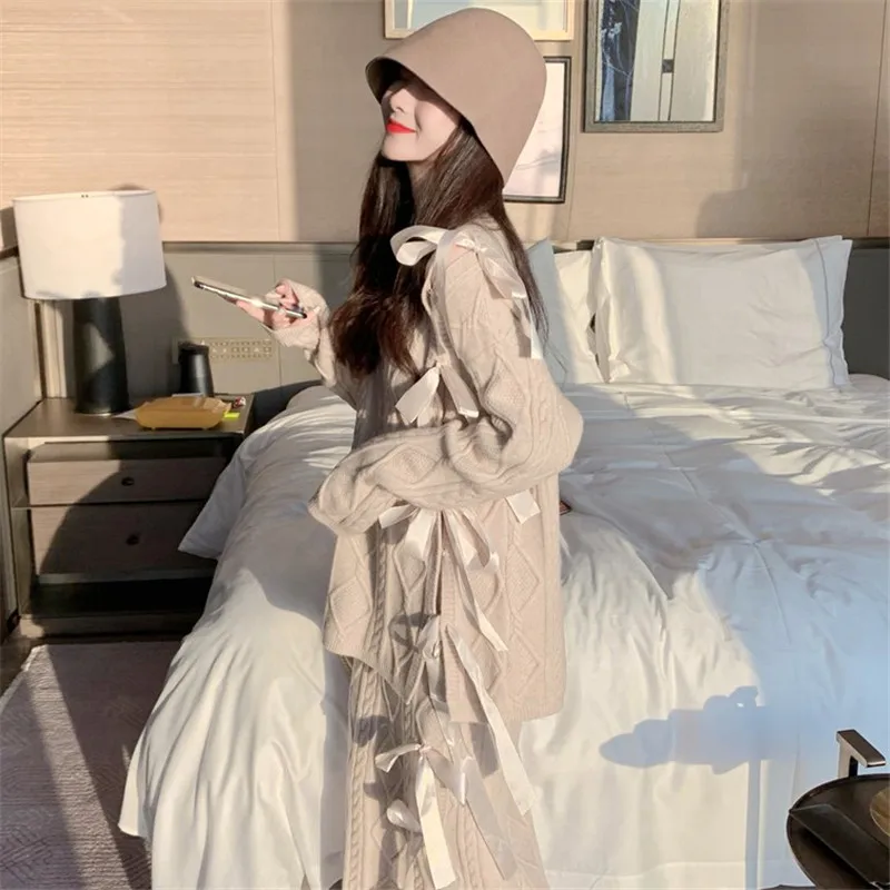 Комплект из двух предметов топы и юбки для женщин новинка 2020 Осень-зима твист