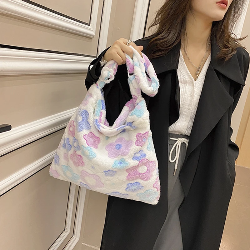 

Женская сумка, повседневные тоуты, сумка-шоппер для подмышек, женские милые дизайнерские сумки из фетра с цветочным рисунком для женщин, жен...