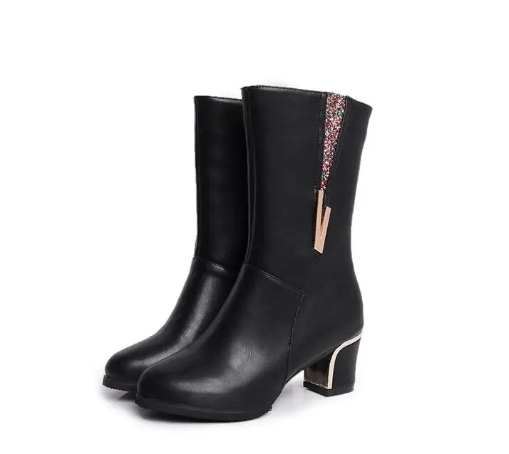 Теплые женские зимние сапоги из искусственной кожи на высоком каблуке зимняя