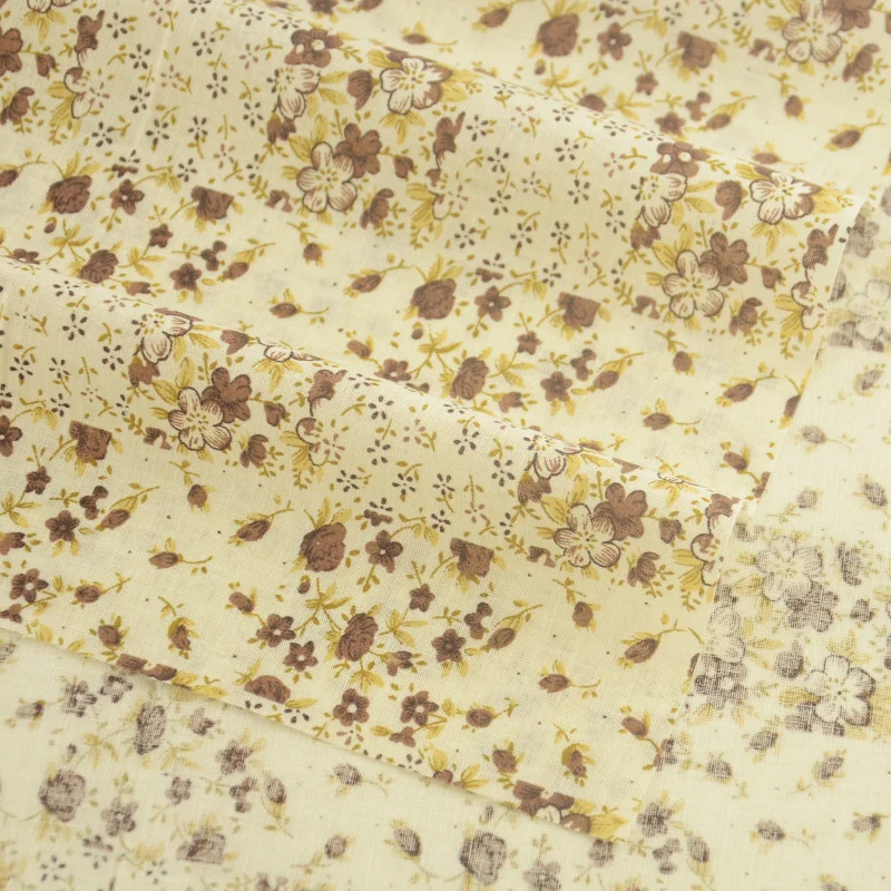 Ткань из 100% хлопка с принтом в виде темно-коричневых цветов для лоскутов | Дом и