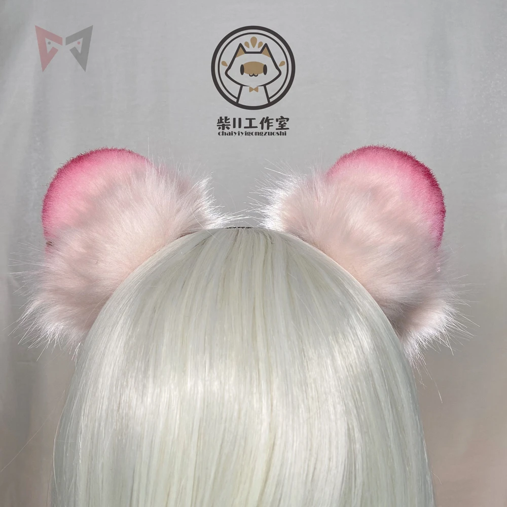 

Costumes & Accessories