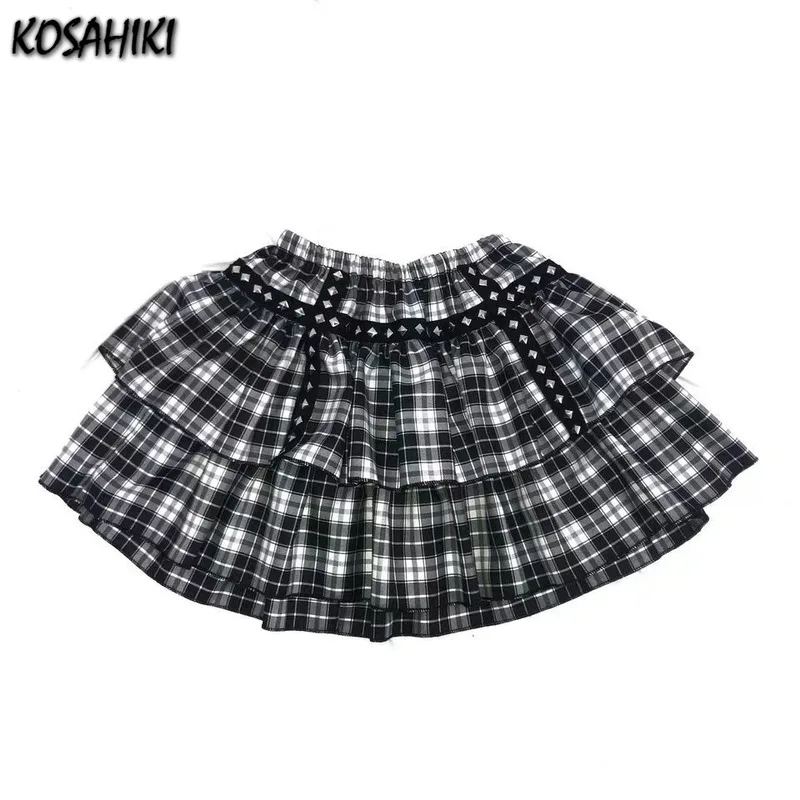 

KOSAHIKI Harajuku Women Fashion Skirt Cute Plaid Mini Pleated Rivet Skirt Punk Style High Waist Female Kawaii Short Skirts 2021