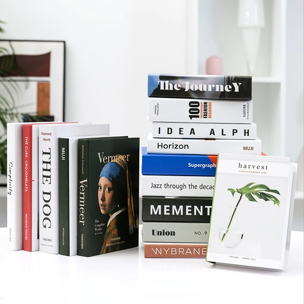 ✅Искусственная книга креативная Модная брендовая декоративная для кафе