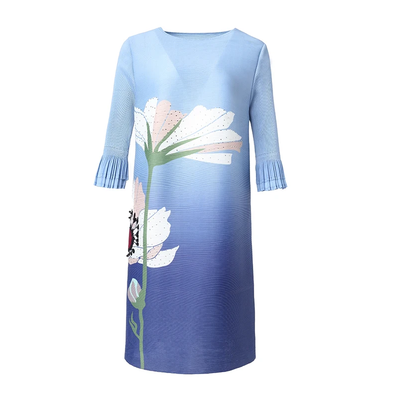 

Plus Size Dress For Women 45-75kg 2021 Spring Printed Beading Fashion Chinese Style 3/4 Sleeve Loose A-Line Miyake Pleated Dress