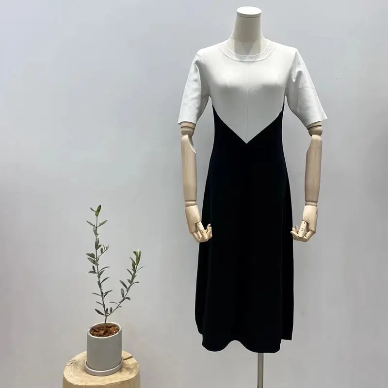 

Knitted sweater 2021 spring and summer white medium sleeve dress with buttock bottom, slim and slim