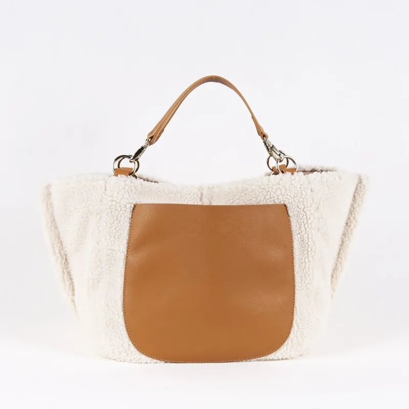 

Totes Bags Women Autumn Winter New Lady Lambswool Plush Splice Big Handbags Streetwear Casual Large Capacity Shoulder Bag Female