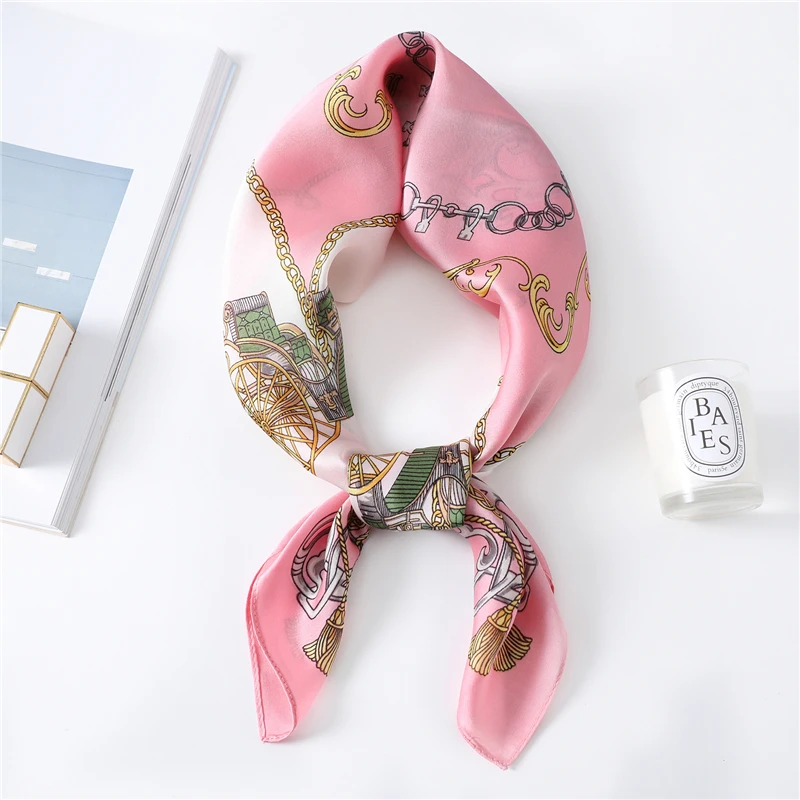 

70*70 квадратный шарф для женщин, шелковые шарфы для шеи, мягкая бандана, Каретка с принтом, цепь, роскошный дизайн, Женская повязка на голову, п...