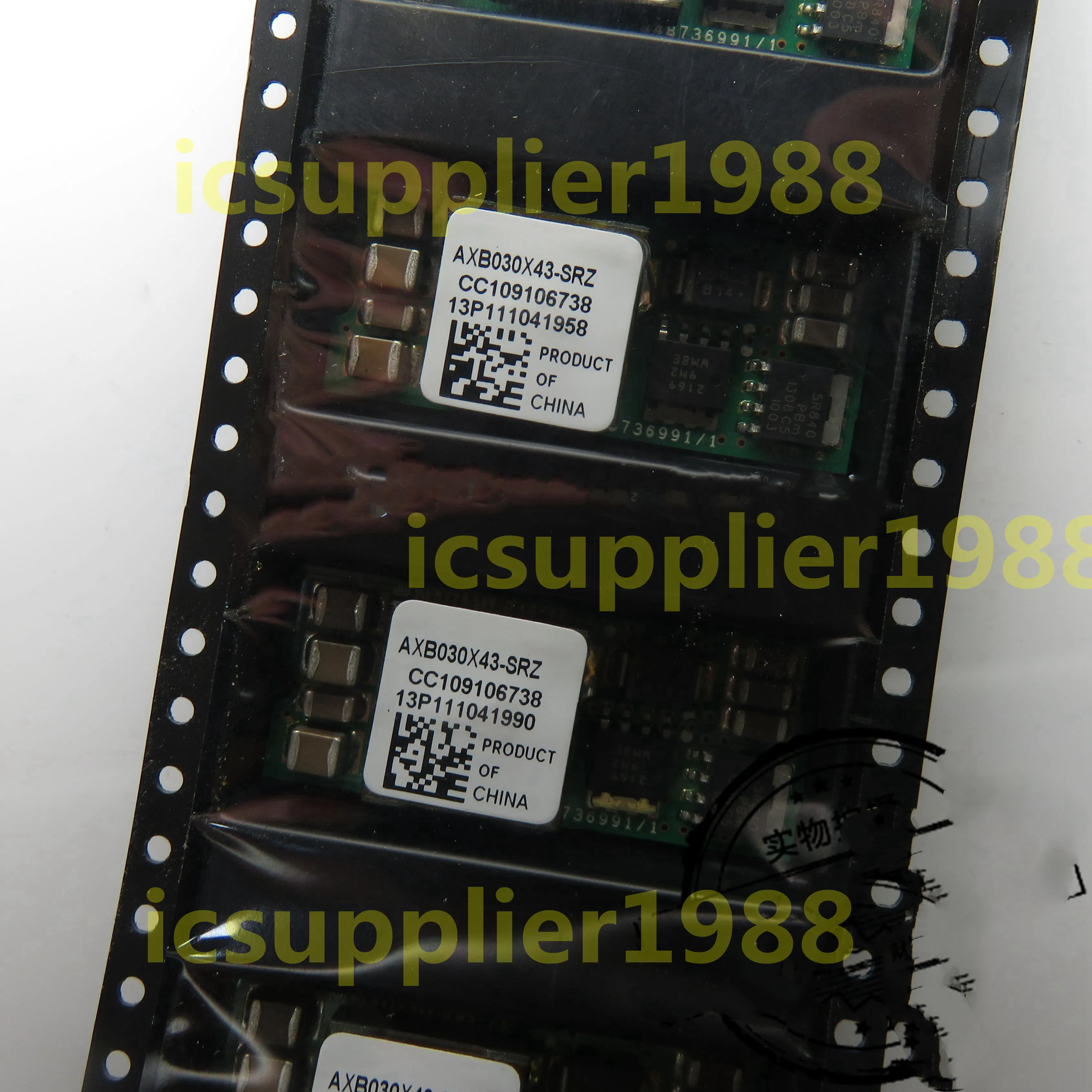 AXB030X43-SRZ AXB030X43SRZ AXB030X43 convertidor DC/DC 3-6V 30W SMD - 30Vdc de entrada; 3,0-6.0Vdc y 5,0-15.0Vdc salida; 30 y 50-2