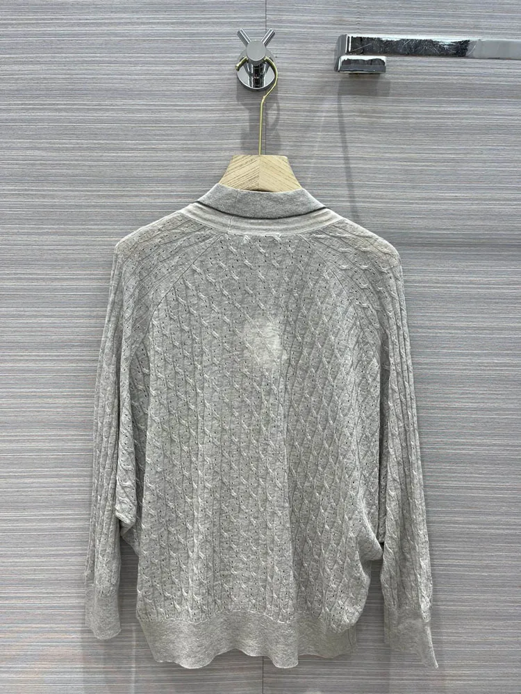 

High-end Design Plaid Cardigan Women 2021 New V-neck Batwing Sleeve Stright Knitted Cardigan Luxury Silk Casual Cardigan Coats