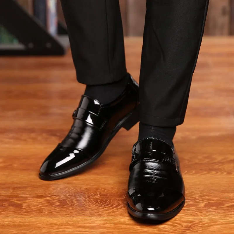 

Men Leather Shoes Slip on Casual Shoes Dress Shoes Brogue Shoes Spring Ankle Boots Vintage Classic Male Casual