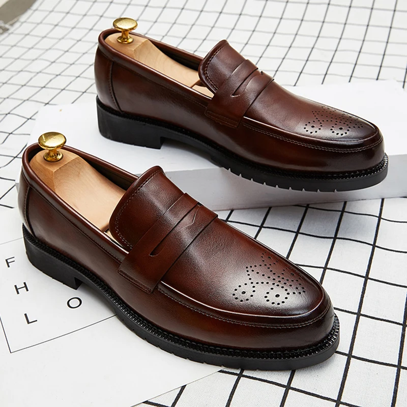 Фото 2022 Luxury Brand Penny Loafers men Casual shoes Slip on Leather Dress big size 38-46 Brogue Carving loafer Driving party Обувь 2022 Luxury Brand Penny Loafers men Casual shoes Slip on Leather Dress big size 38-46 Brogue Carving loafer Driving party Обувь