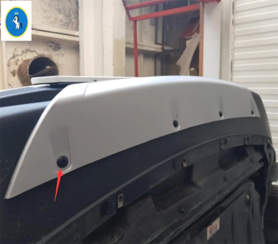 Комплект защитных Противоскользящих накладок Yimaautotrims для переднего и заднего