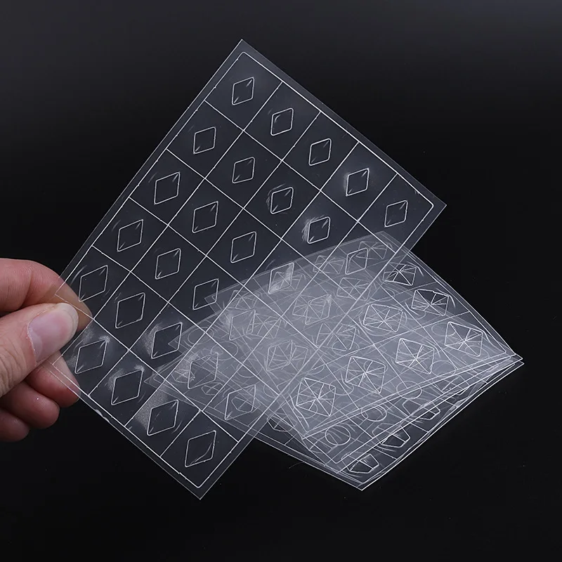 Наклейки для ногтей из пластиковых блесток с бриллиантами, в наборе: шаблоны для нанесения камней, формы для создания 3D рисунков и инструмент для декорирования.