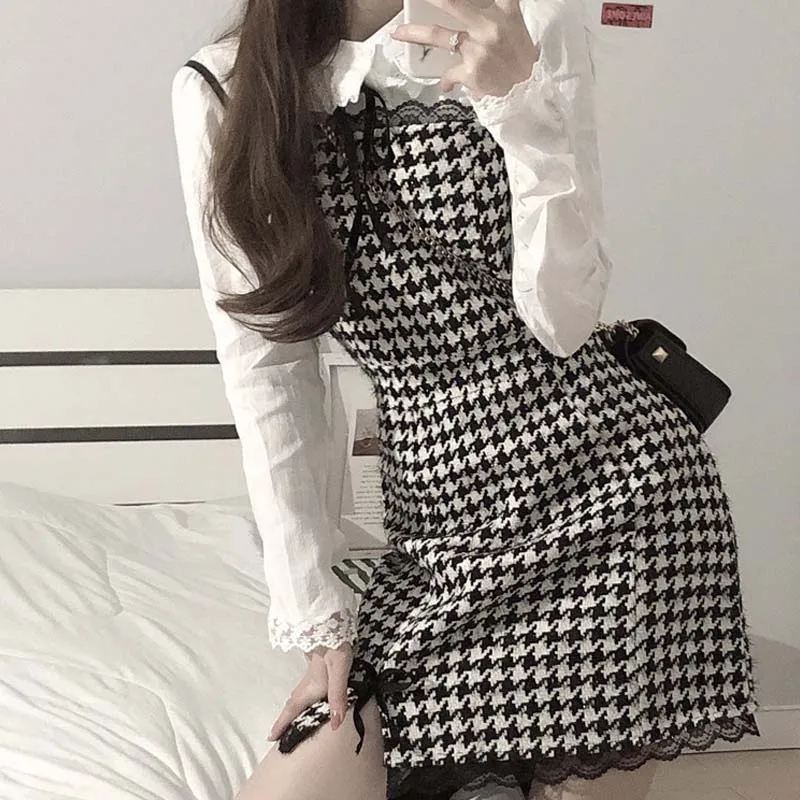 Женская рубашка с длинным рукавом белая летняя Клетчатая на тонких бретелях в