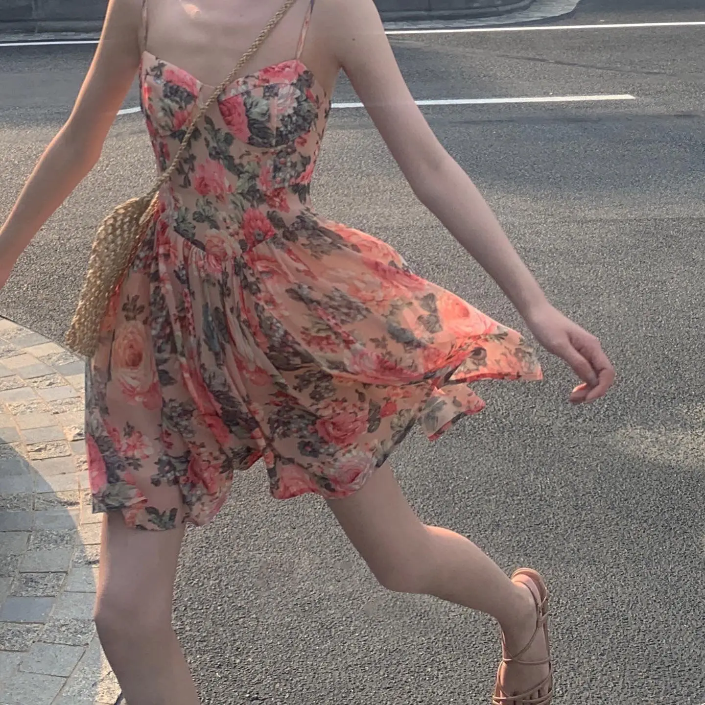 

French Gentle Vintage Fairy Floral Lace Sling Dress Elegant Woman Chiffon V-neck Strapless Slim All-match Princess Mini Dress