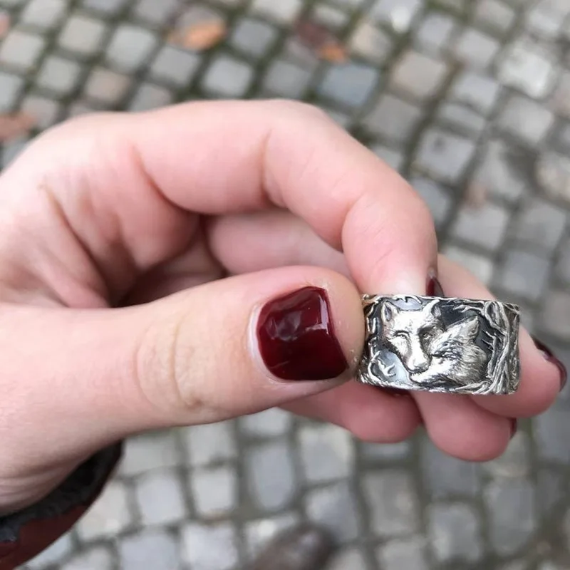 

Ramos Retro Punk Hip Hop Wolf Pattern Alloy Men's Ring Vintage Ancient Silver Color Personality Unisex Ring Jewelry Gothic Wolf