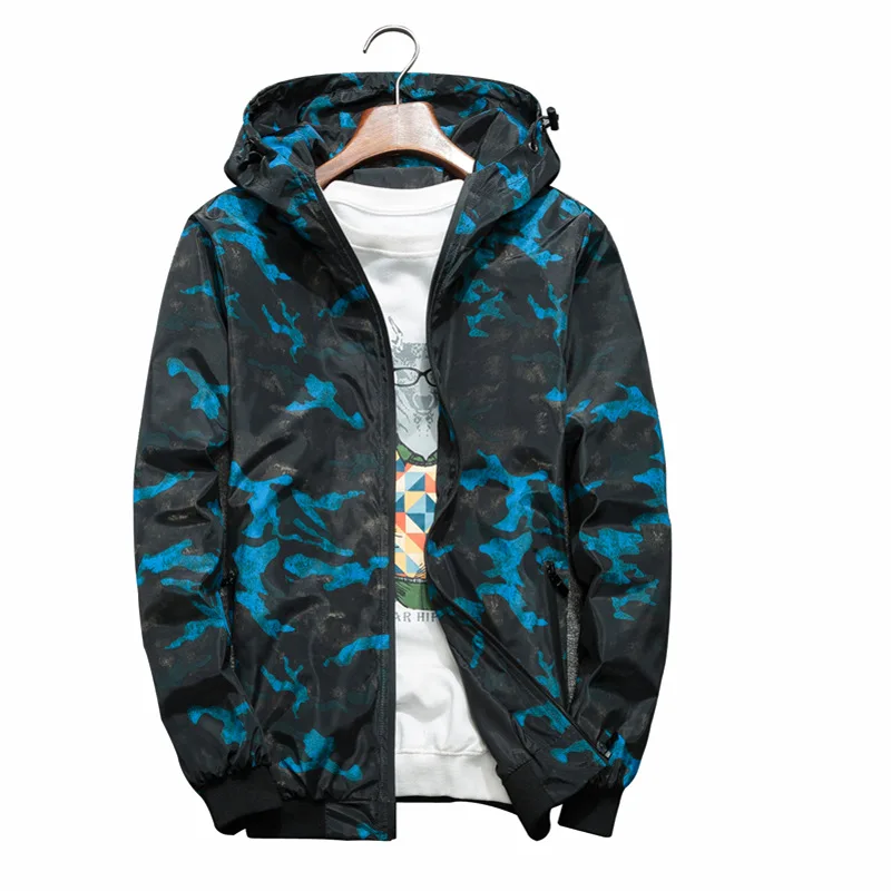 

The new men's 2020 spring thin camouflage jacket printed young hooded casual jackets