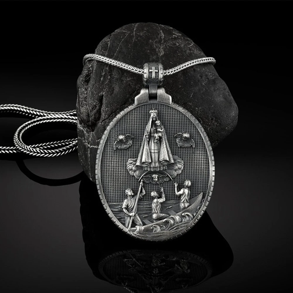 

Virgin Mary Commemorative Medal Catholic Pendant Necklace Christian Accessories Vintage Men's Religious Necklace