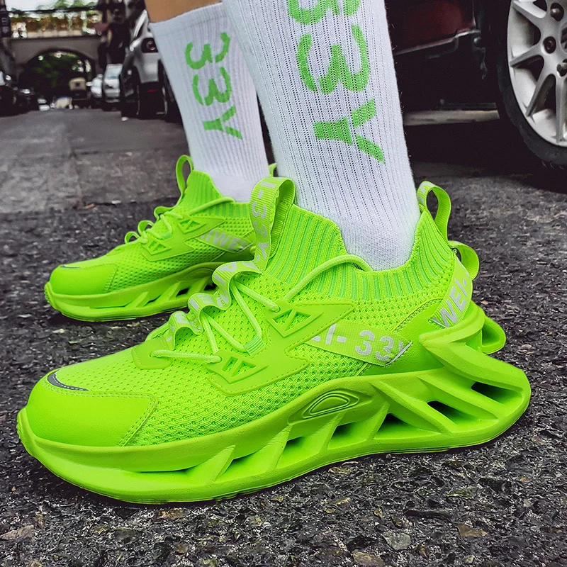 

2020 New Blade Men Running Shoes Breathable Outsole Trendy Sneakers Damping Sports Shoe Outdoor Men's Lace-up Casual Sneaker