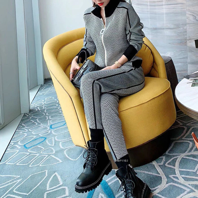 Женский трикотажный спортивный костюм TZ48 кардиган на молнии с геометрическим