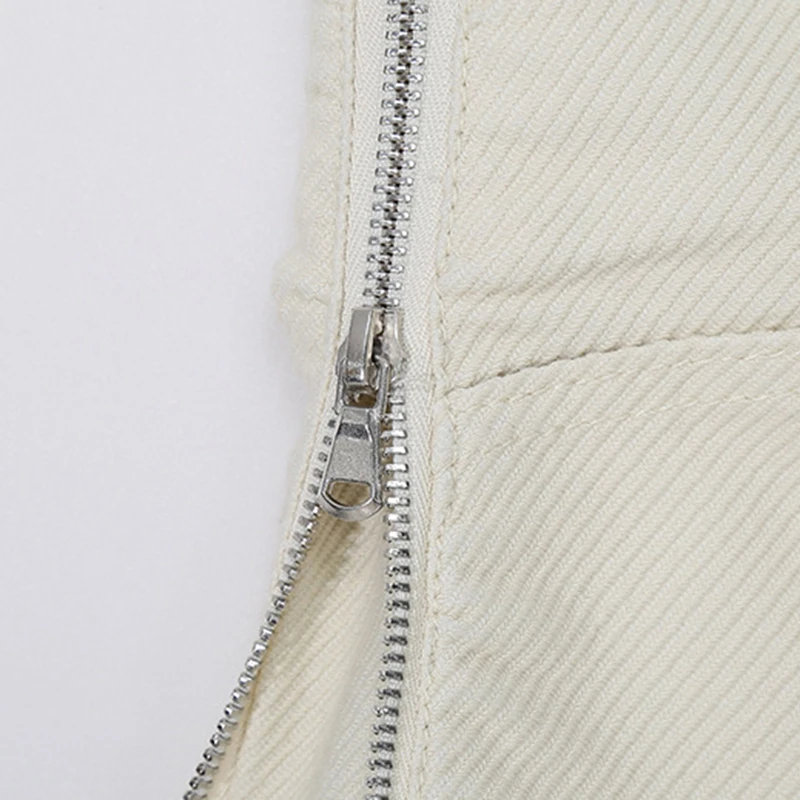 

[EAM] Women Black Big Size Zipper Wide Leg Shorts New High Waist Loose Fit Trousers Fashion Tide Spring Summer 2021 1DD6651