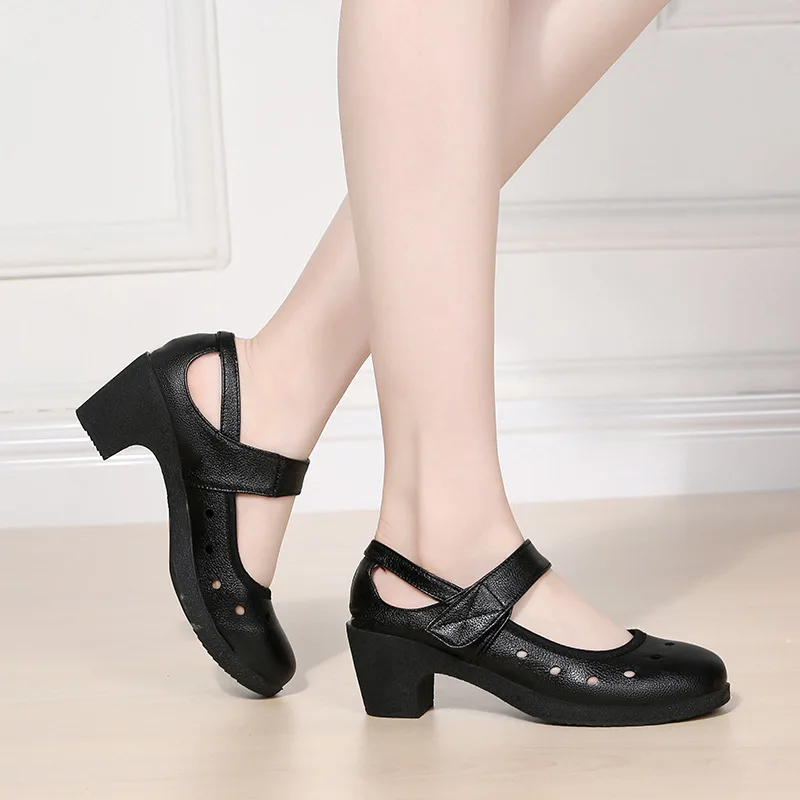 Sneakers Women Square Dance Adult Soft Bottom Dancing Women's Shoes Mesh Dance Shoes Women Shoes for Women Sandals Women Heels