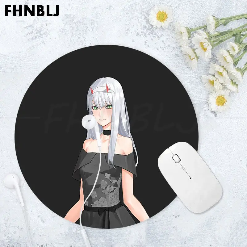 

FHNBLJ Zero Two Darling in the FranXX Gamer Retail Small Rubber Mousepad Anti-Slip Laptop PC Mice Pad Mat gaming Mousepad