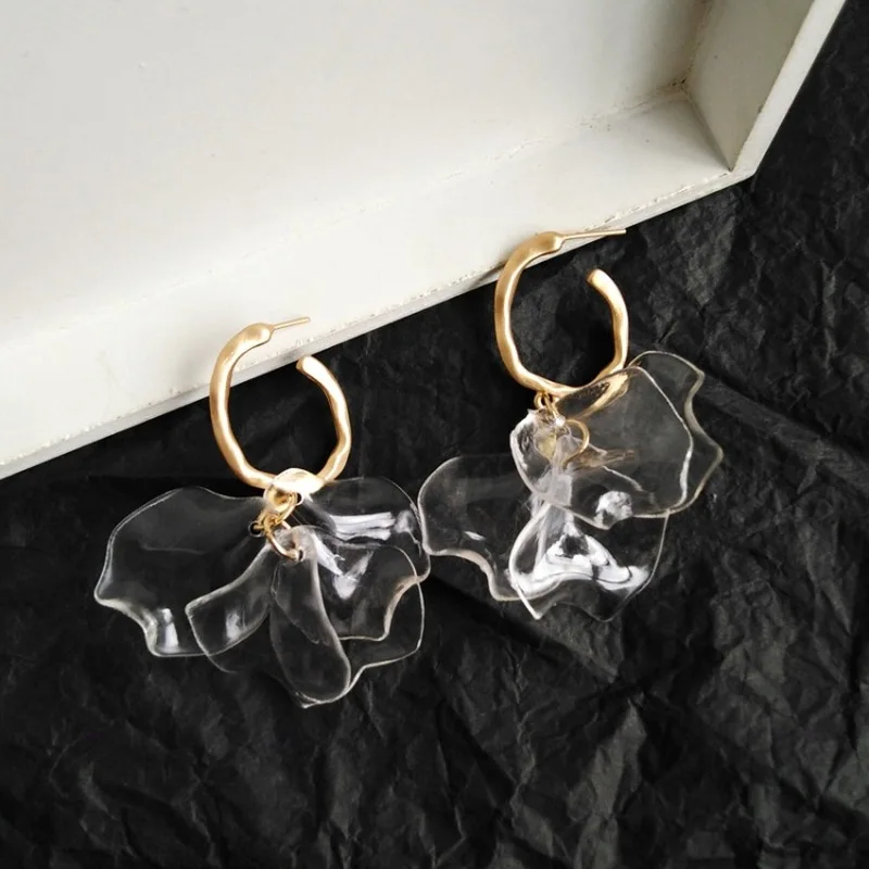 Женские серьги подвески в виде лепестков|Серьги-подвески| |