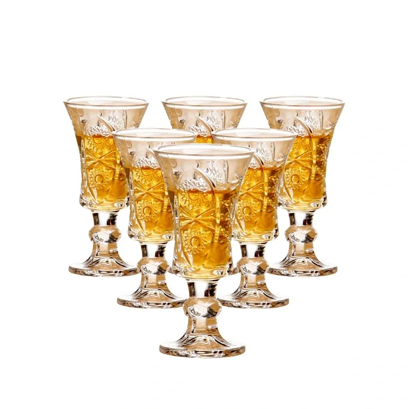 

Luxury Elegant 6pcs Liquor Glass Set Lead-Free Glass Home European Creative Engraved Vodka Liquor Glass Small Vodka Glass