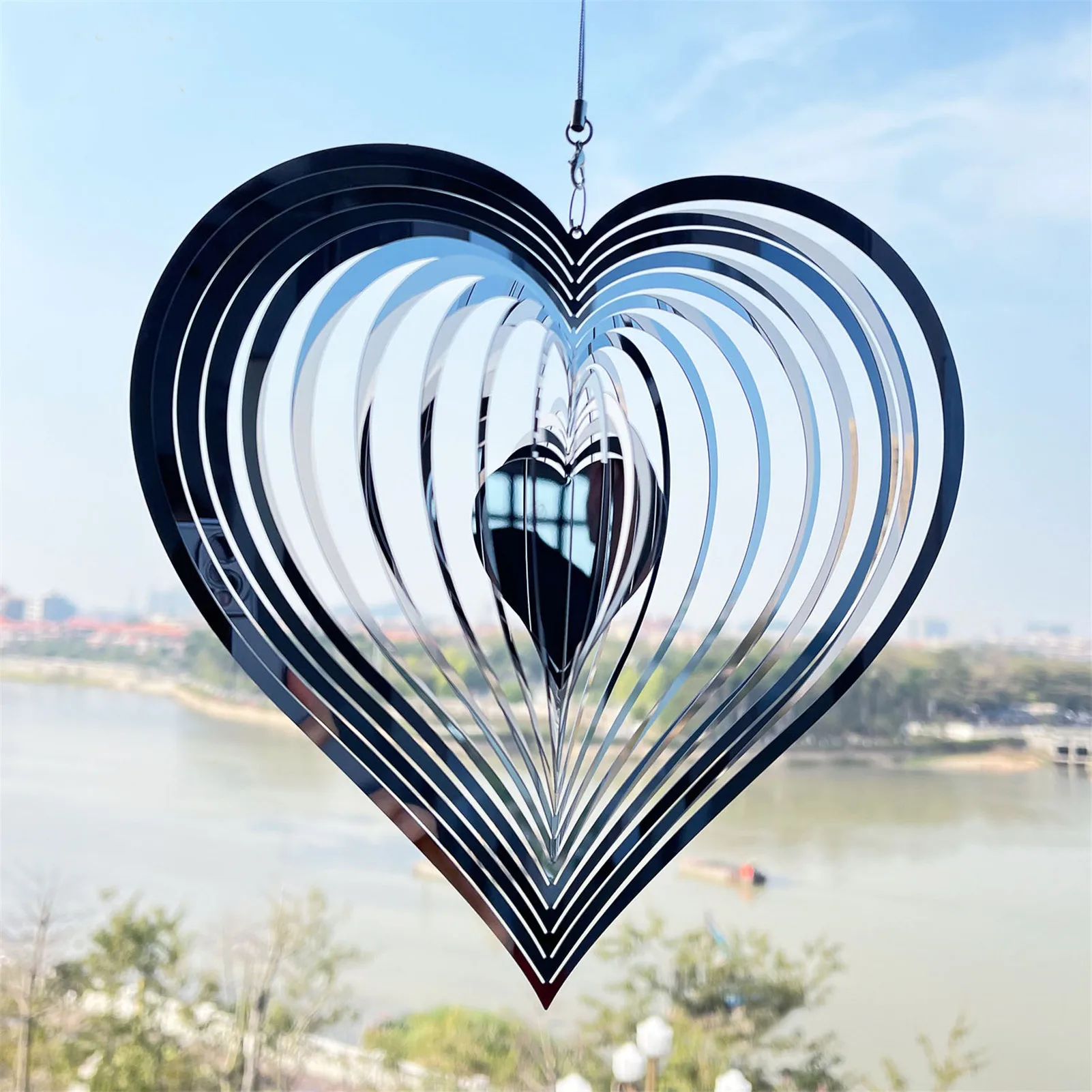 

Beating Heart Wind Spinner Rotating Wind Chime Stainless Steel 3D Flowing Light Ornament Outdoor Garden Home Decoration