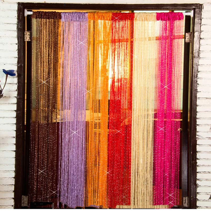 Серебряные блестящие шторы с кисточками серебряными линиями для гостиной кухни