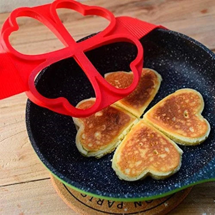 

1Pcs Silicone Non Stick Fantastic Egg Pancake Maker Ring Kitchen Baking Omelet Moulds Flip Cooker Egg Ring Mold egg holder
