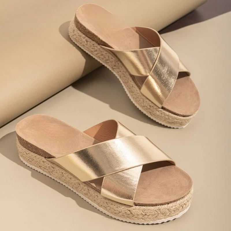 

2021Beach Shoes Leopard Flip Flops Flat Slippers Gold Slippers Women Slides Summer Sandals Slippers With Thick Soles Platform Fe