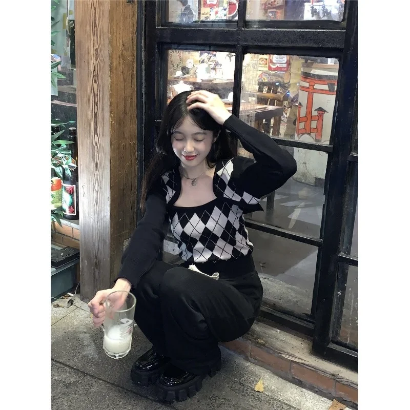 Трикотажный жилет с ромбовидными подтяжками внутри новый короткий кардиган