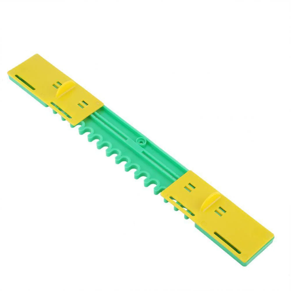 

5pcs Plastic Beehive Door Beekeeping Box Equipment Disc Bee Nest Beehive Door