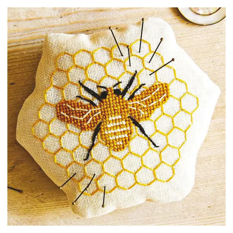 

Cross Stitch Pin Needle Cushion 062 18ct Biscornu Needlework DIY Kit Embroidery Set Counted Cross-Stitching Pincushion