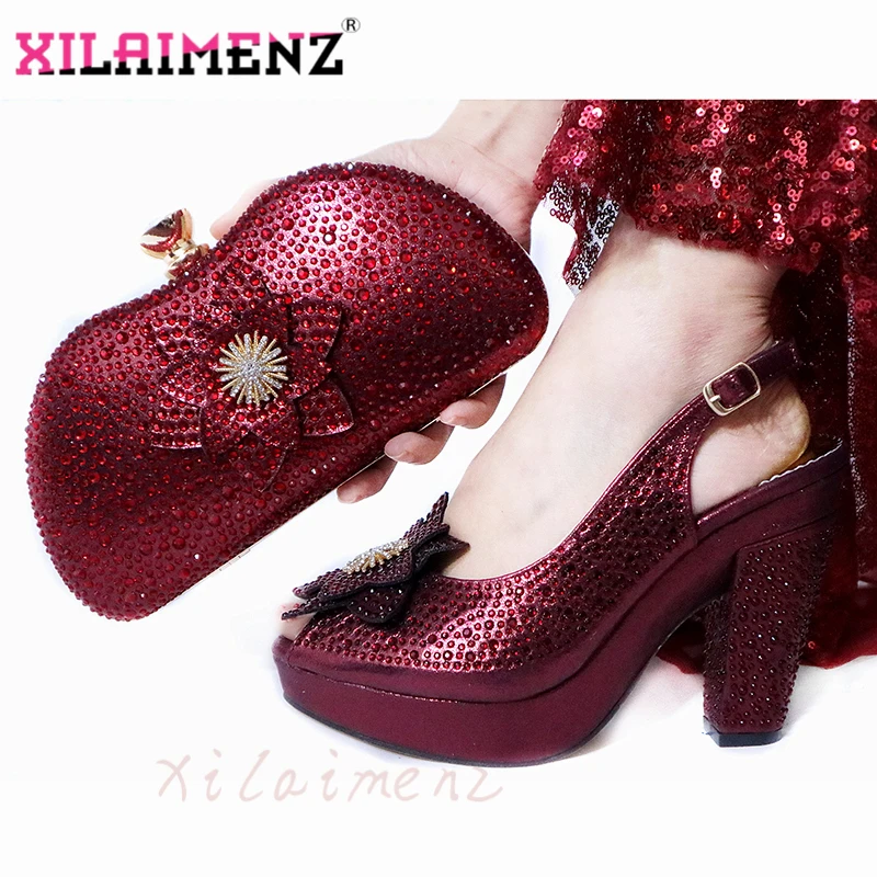 Новейшие итальянские весенние сандалии и сумка подходящие к набору вечерние