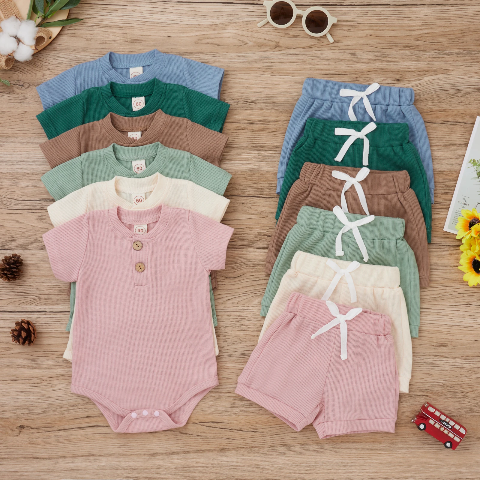 

Summer New Born Kid Girl Solid Color Two Piece Set Buttons Chest Short Sleeve Romper Tie Up Shorts Baby Clothing