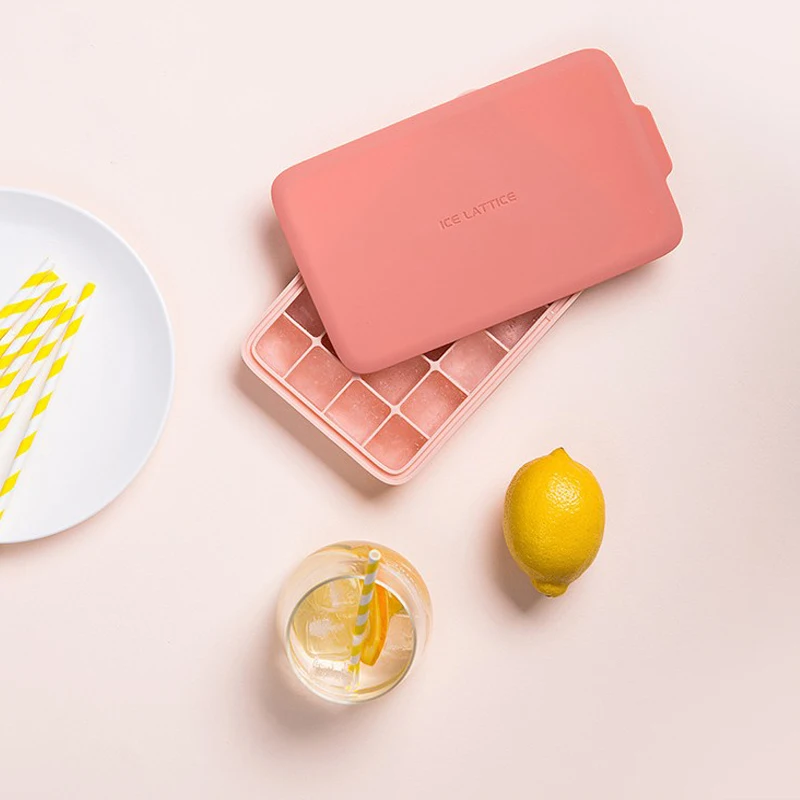 Силиконовый ледяной поднос с крышкой домашний хоккейный артефакт маленький