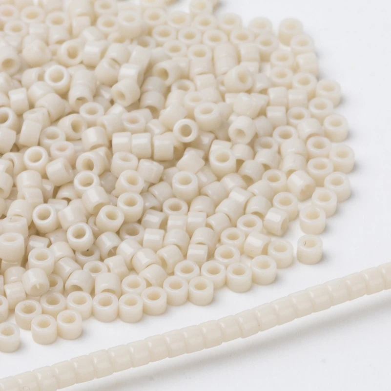 miyuki-DB261 Тайдиан Miyuki Delica Seed Bead 11/0 для Broderie De Perles Francaises непрозрачный белый DB200 1,6x1,3 мм около 1000 штук - Цвет: miyuki-DB261