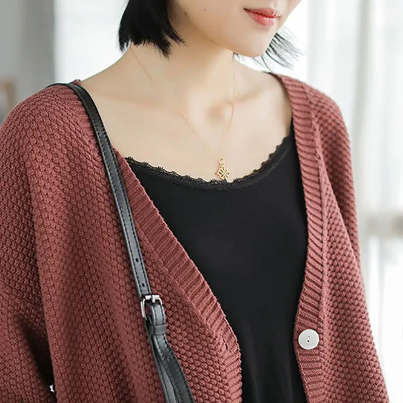 Осенне весенний женский свитер вязаный кардиган короткий литературный стиль