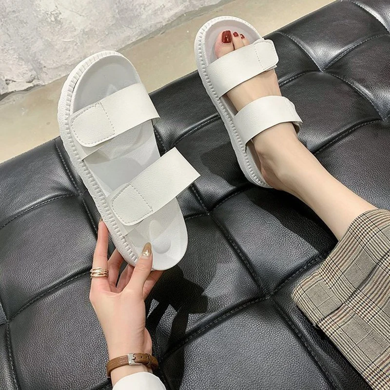 

NEW Women's Sandals New Summer Wear Flat Bottom Sandals Women's Sports Beach Sandals Fashion Solid Color One Line With Slippers