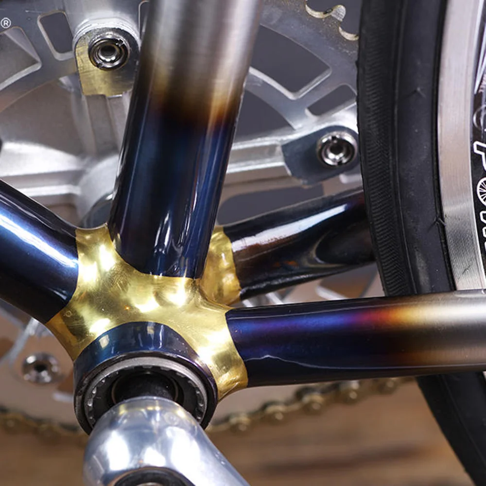 Индивидуальный ретро-велосипед с фиксацией для односкоростного хромированного