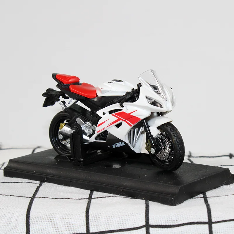 

Xuanxuan Racing Scale Collection Motorcycle 1/18 Motorbike Model Scale Collection Motorcycle